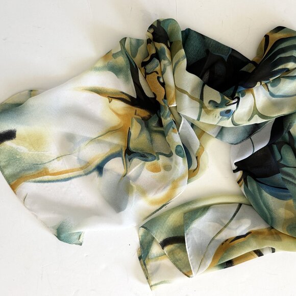 Lot of 2 Women's Scarves Green White Polyester - Picture 3 of 11